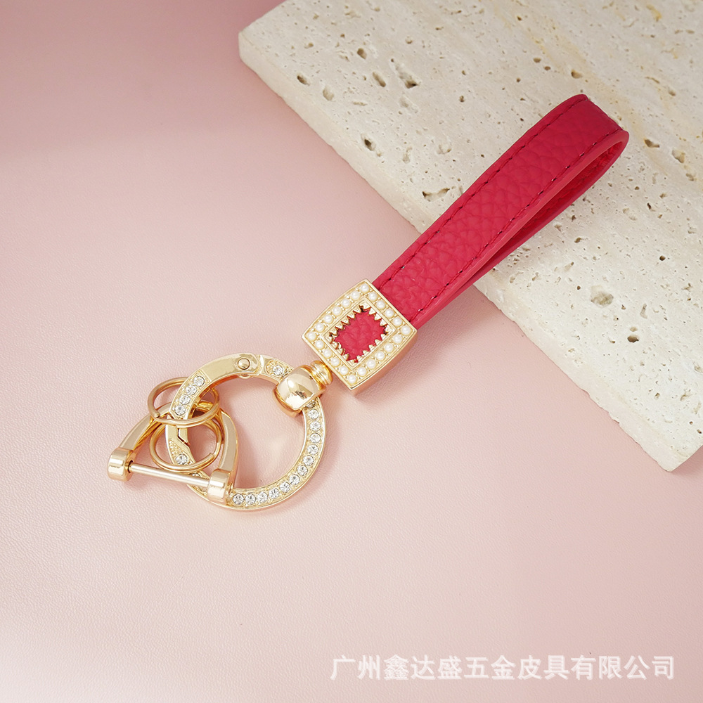 Nuevo anillo hebilla herradura hebilla brillante microfibra cuero coche llavero moda llavero cintura colgante regalo al por mayor