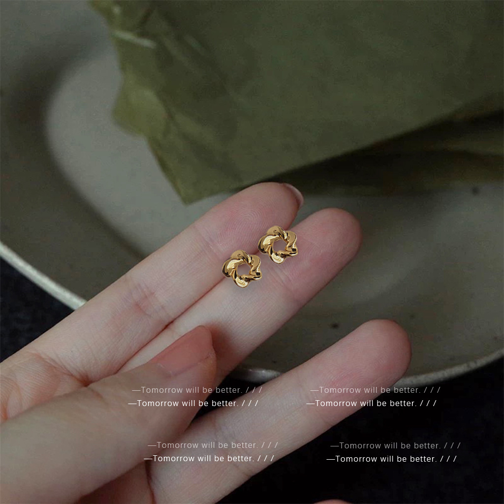 耳语6_0000s_0053_组 1 拷贝 53.jpg