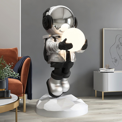 Astronaut Living Room Large Floor Lamp Decorative Bedside Lamp Home Ornament Space Man Opening Ceremony Gift
