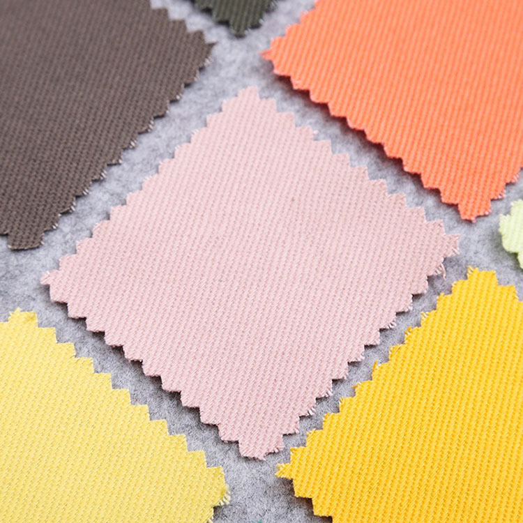 Nueva tendencia de algodón orgánico twill textiles teñidos