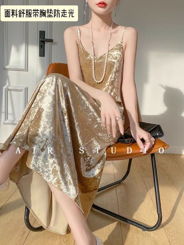 New Chinoiserie Diamond Flower Velvet Suspender Dress for Women with High-End Elegant and Inner Strap with Breast Pad Glossy A-Line Long Skirt New Chinoiserie Diamond Flower Velvet Suspender Dress for Women with High-End Elegant and Inner Strap with Breast Pad Glossy A-Line Long Skirt