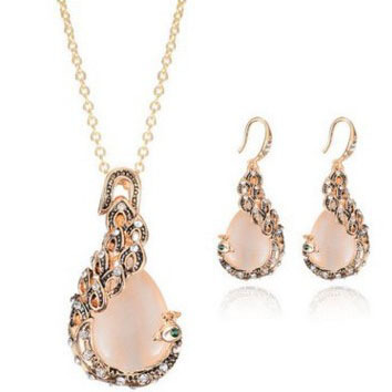 Vintage Water Drop Necklace Set