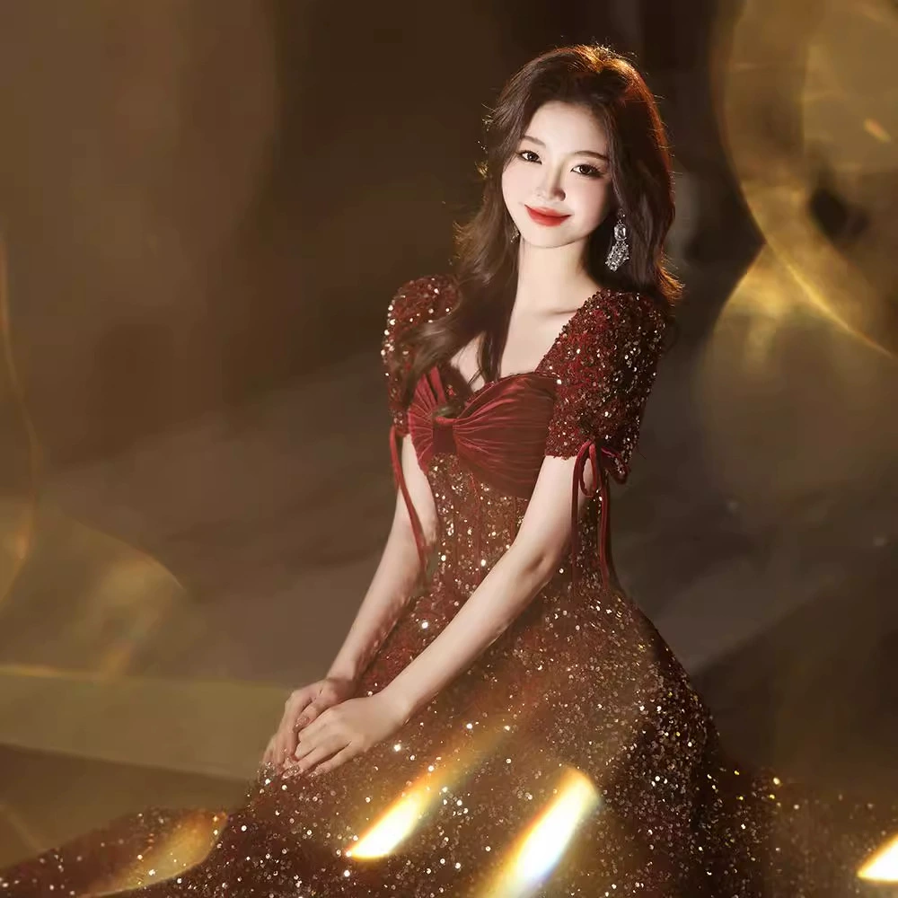 Платье для тоста невесты с высококлассным стилем, новое красное свадебное платье 2025 года, платье для помолвки в стиле принцессы, легкая роскошь весны.