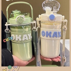 コップの大容量の女子学生の高い顔の値の新型の2022携帯の双飲の高温のプラスチックは夏の学生のコップを落とさないでください。