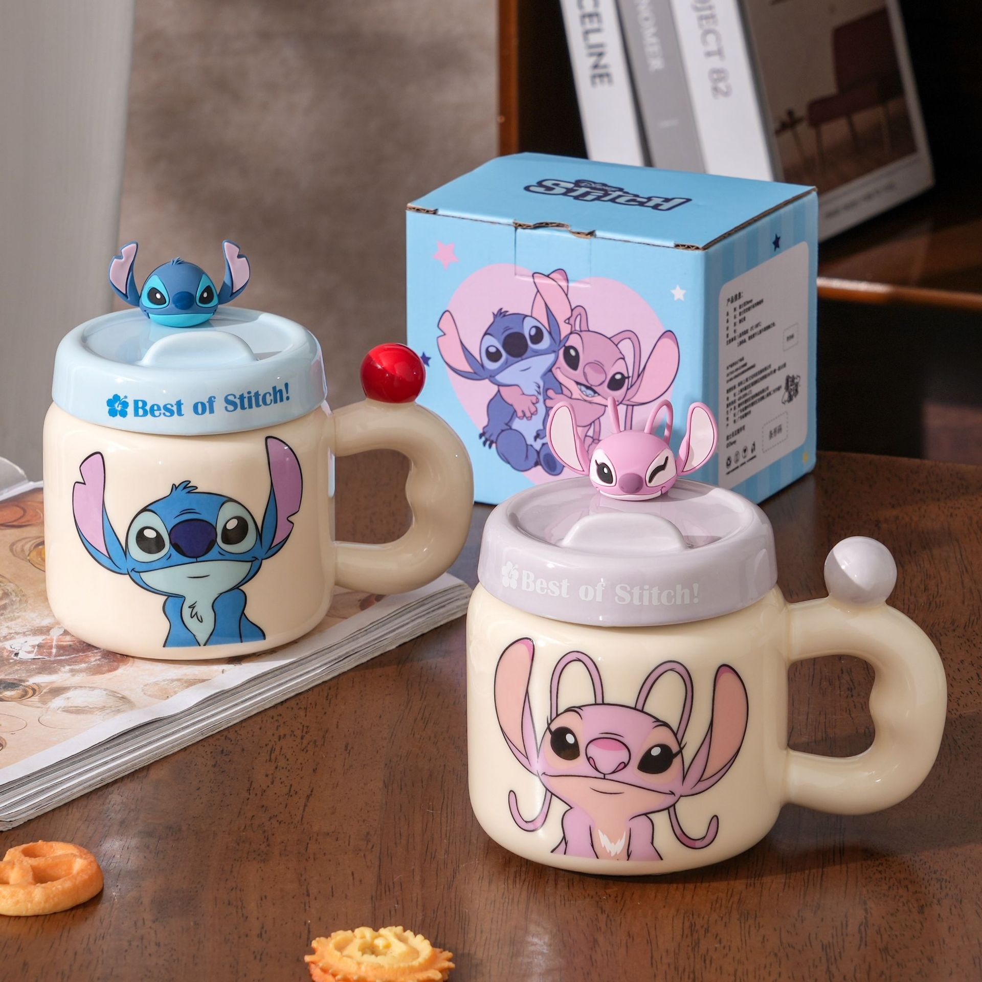 Auténtica licencia Stitch tazas de cerámica con tapa, tazas de cerámica con tapa, copas de agua de fiesta de la diosa, tazas domésticas de dormitorio