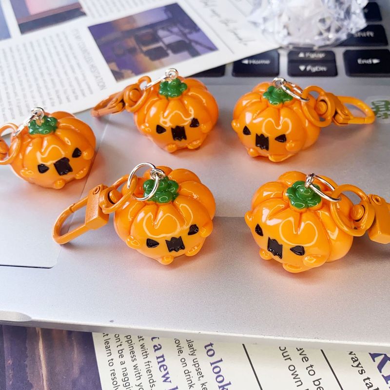 クリエイティブハロウィーンカボチャのキーホルダーかわいいカボチャ提灯ストラップ自動車バッグ吊り下げパーティープレゼント卸売り|undefined