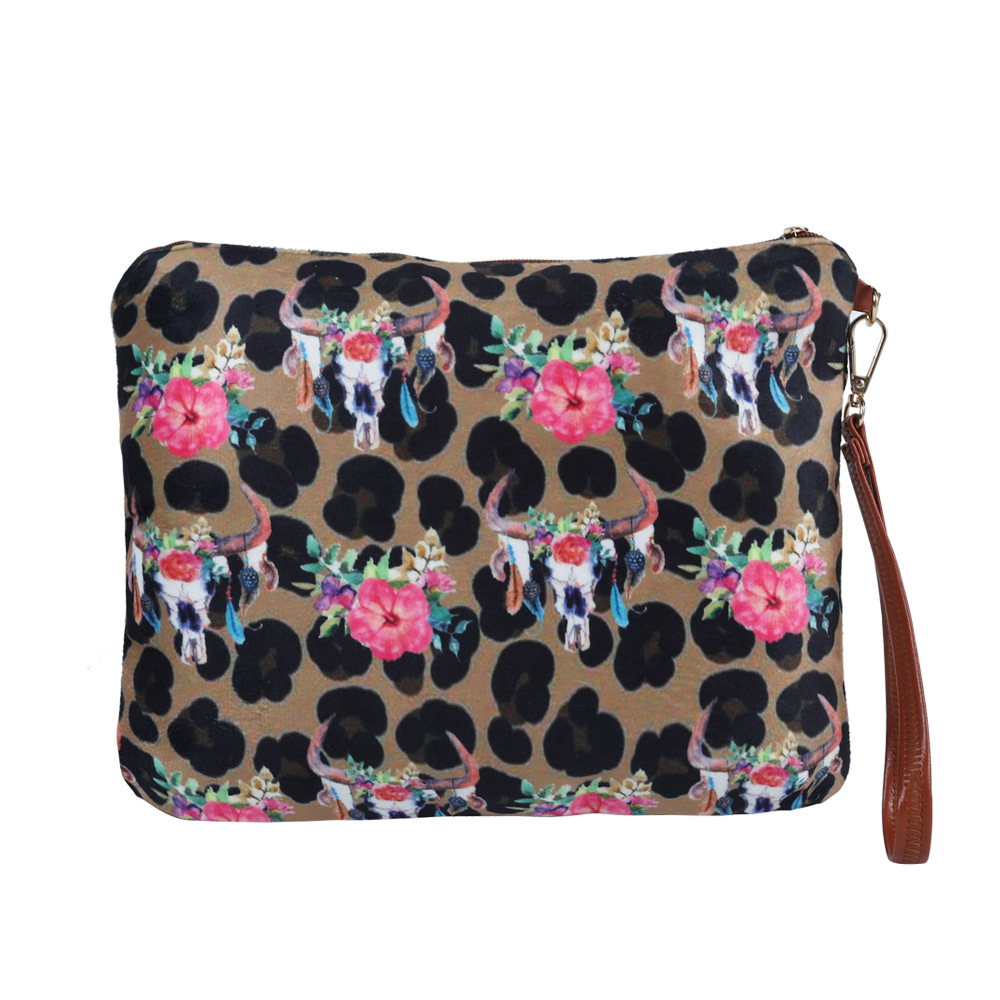 Femmes Grande Faux Cuir Animal Fleur Élégant Carré Boucle Magnétique Sac À Main display picture 3