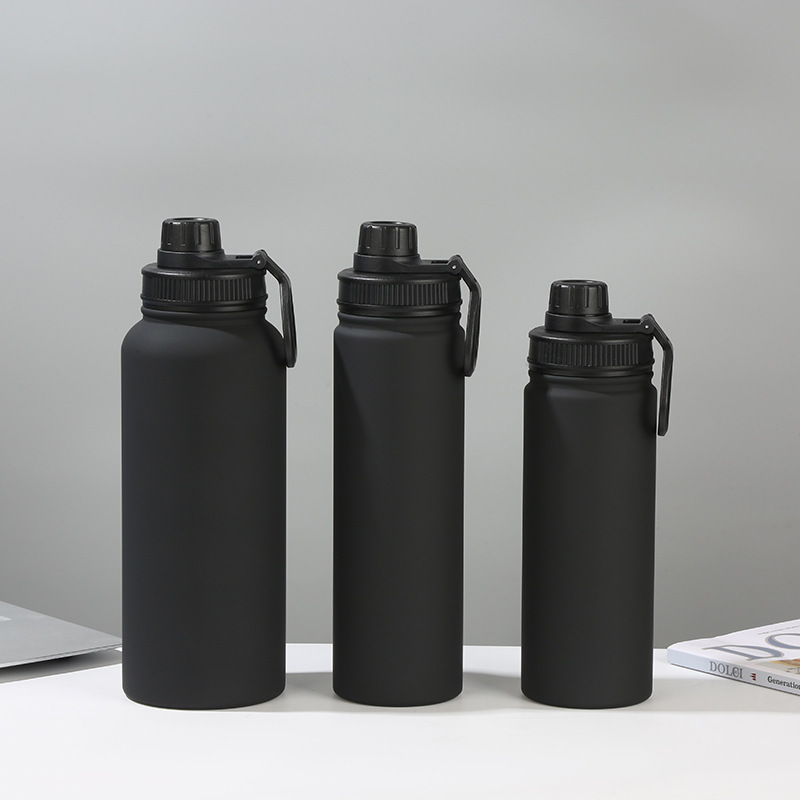 Ventas transfronterizas calientes espaciales 304 tazas de acero inoxidable tazas de agua deportivas portátiles al aire libre con anillo de hebilla kettle deportivo