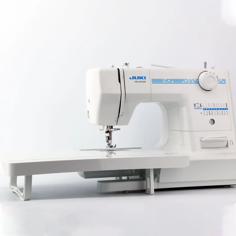 Электрическая швейная машина JUKI 8370 с 19 строчками, оверлоком, функцией обметки петель, автоматической заправкой нити, для работы с плотными тканями, настольная швейная машина.