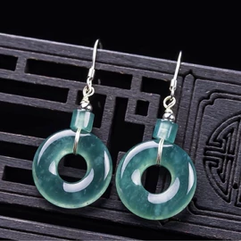 翡翠项饰;天然玉石项饰;翡翠手饰