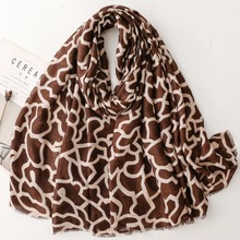 32支厚缎纹棉麻手感围巾柔软丝巾跨境外贸款桃丝几何线条印花披肩