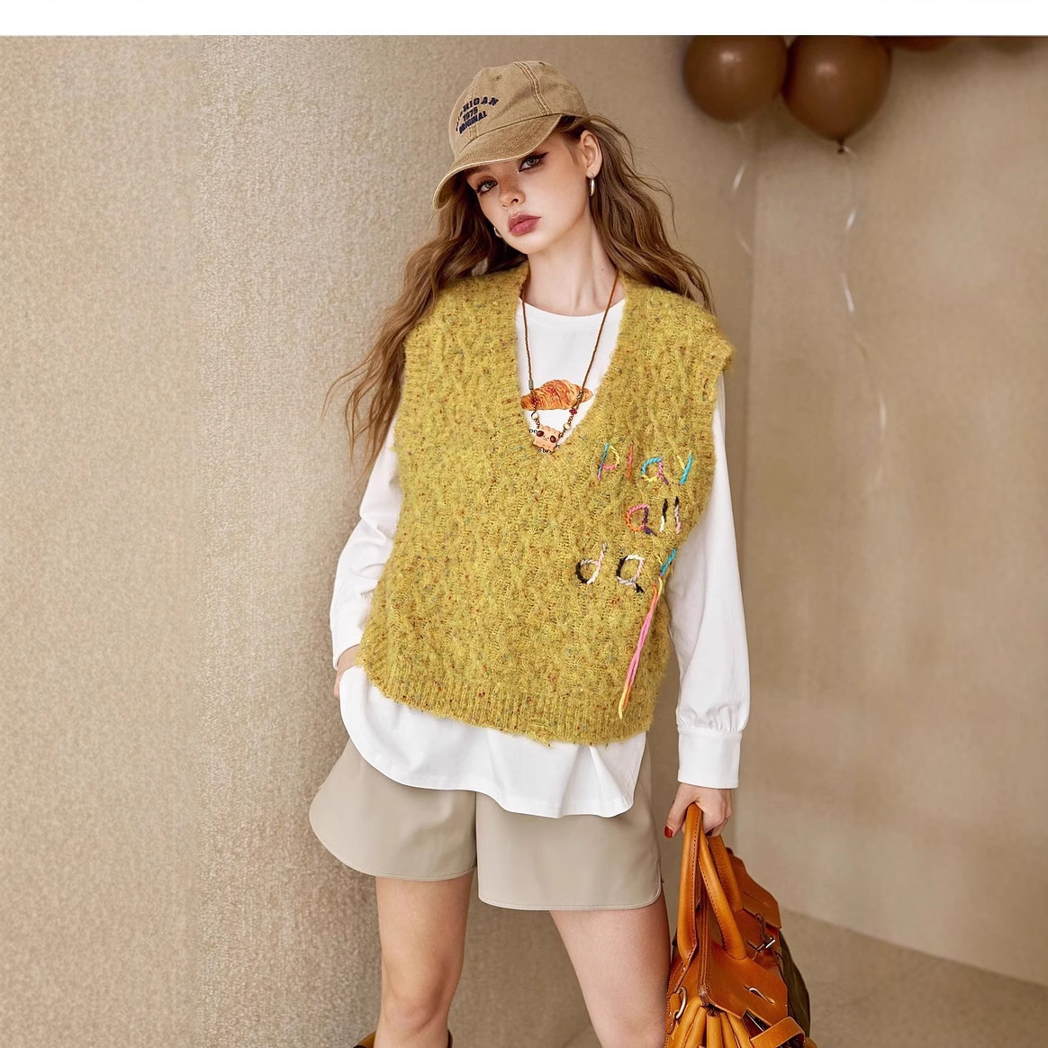 Retro knitted vest