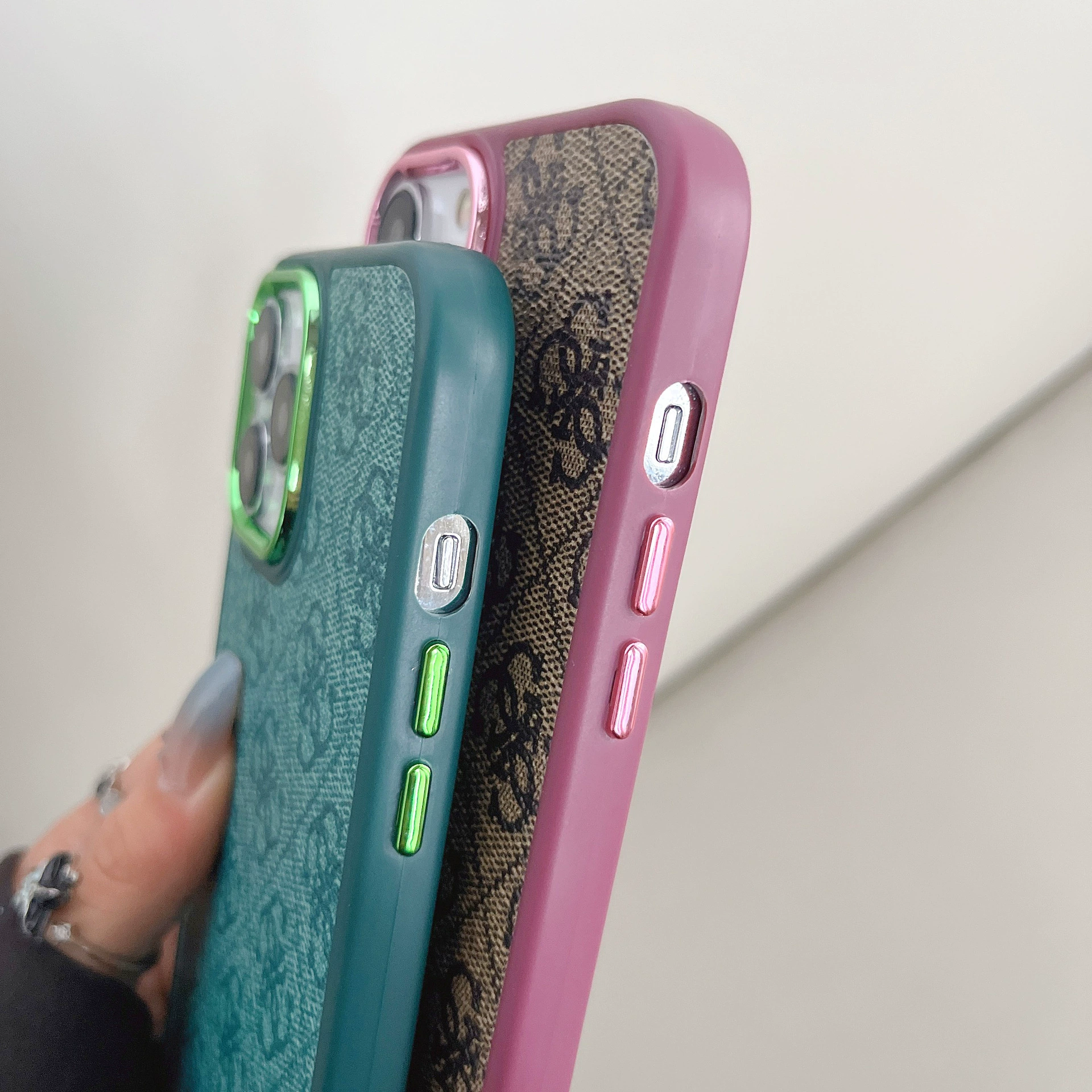 Чехол для телефона Apple iPhone 17/16/15/14/13/12 совместимый, тонкий защитный, несколько цветов