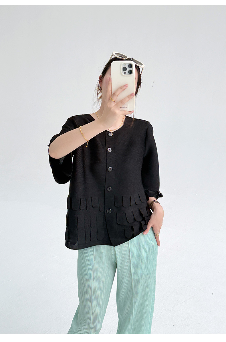 Áo cardigan nữ dáng váy xếp ly tay ngắn phối dáng rộng — Màu đen chi tiết 13