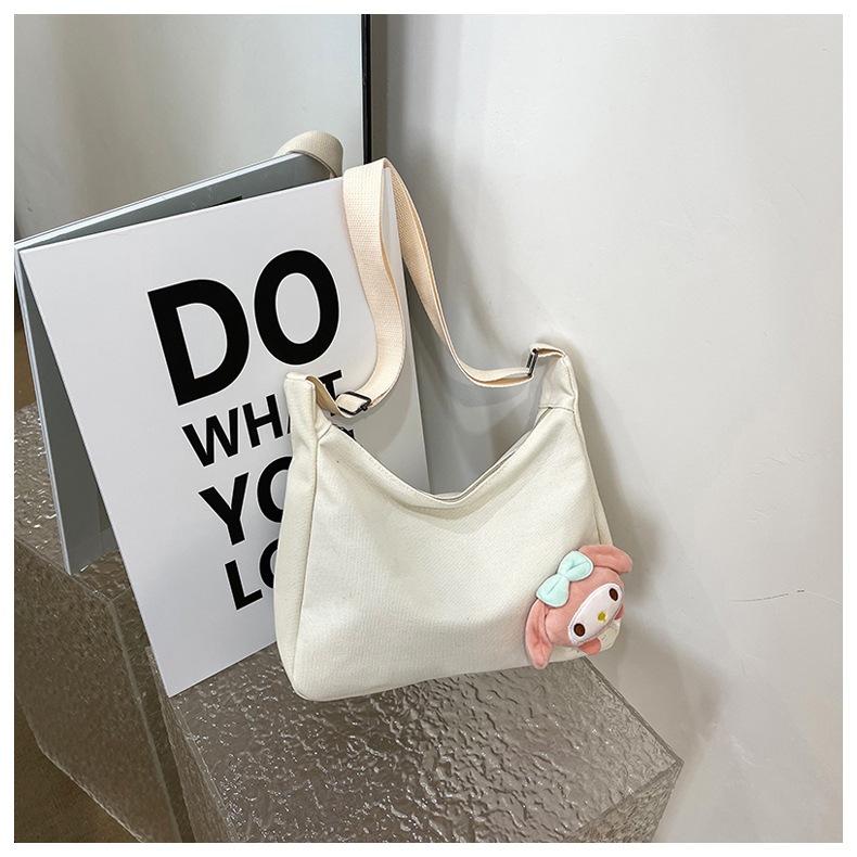 "2024 Autumn New Style Japanese sweet and fashionable single-shoulder bag, simple and cute crossbody bag, one-piece consignment. undefined