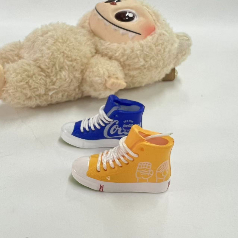 LABUBU Zapatos Rabu Ropa de bebé 17cm felpa vinilo bolso de muñeca colgante para zapatos desnudos caja ciega