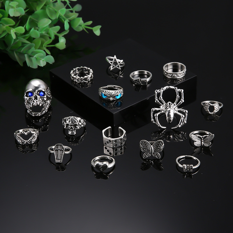 Europäische Und Amerikanische Halloween Totenkopf Spinne Tier Ring Kombination 16-teiliges Set display picture 4