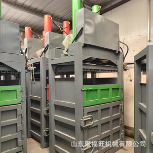 �VȪˮ����ƿ����C ����Ͱ�������������s�C �U�F��X�Ͻ������C