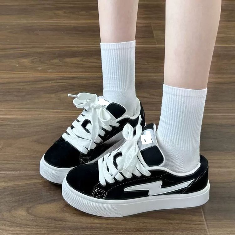 검은색
