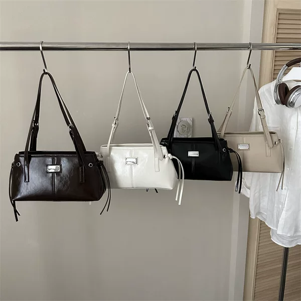 Cross-Border Trendy Textured Small Square Handbag for Women, 2026 Summer New Model, Solid Color Patchwork Shoulder Bag, Commuter Underarm Bag