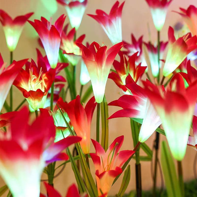 Decoración de la atmósfera de vacaciones girasoles, césped al aire libre, césped de trigo, jardín, lámpara de flores, estilo de enchufe