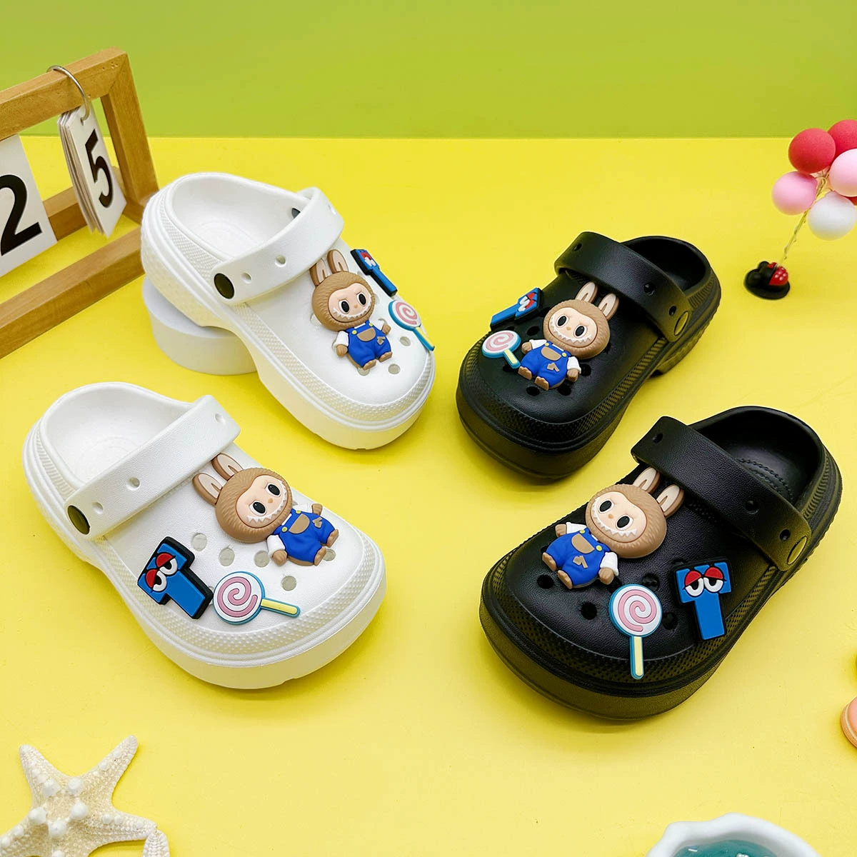 Новые летние уличные тапочки для мальчиков и девочек, сабо с рисунком леденца лабубу, нескользящие сандалии на толстой подошве с носком