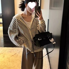 思蓓儿复古慵懒风条纹连帽毛衣外套女秋冬款软糯宽松拉链针织开衫
