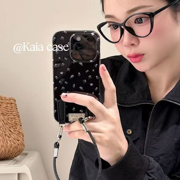 Sweet and Cool Black Broken Flowers Suitable for Apple 16Promax Mobile Phone Case Iphone15 New Model 13/14/12/1