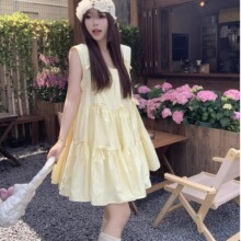 ���F؛��ԭ�����ϡ������Y��ɫ�B��ȹŮ�ļ������@�ݟo�䱳��ȹ