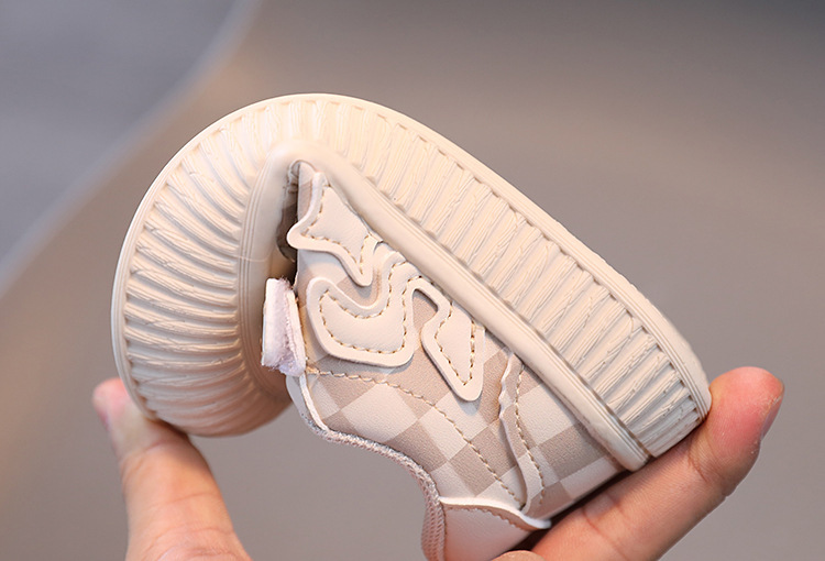 Dětské volnočasové boty na suchý zip pro kluky a holky_voghion.com