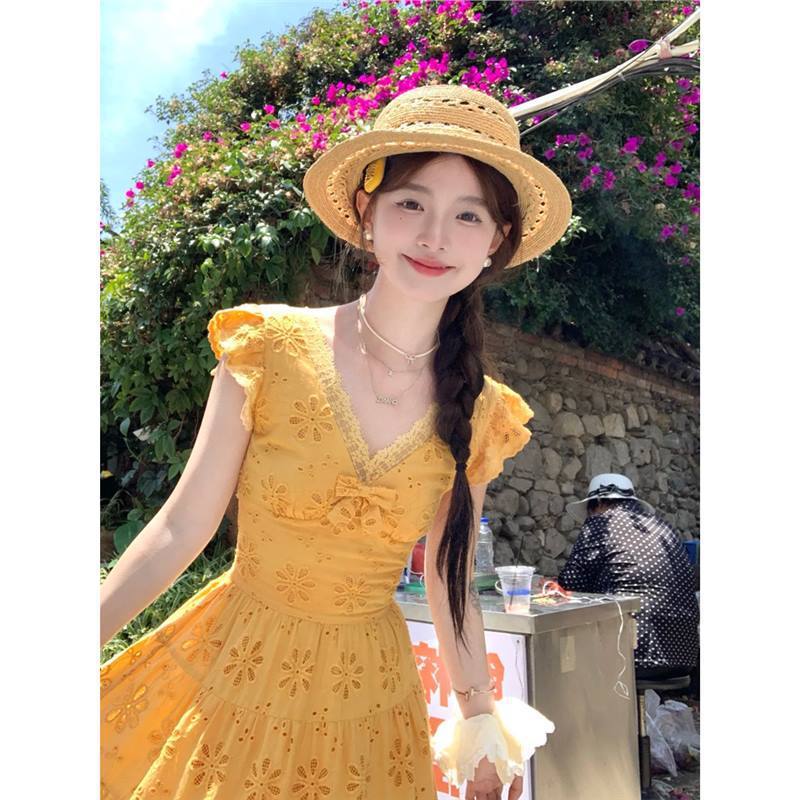 夏日度假风设计感镂空花朵小众连衣裙女法式新款收腰显瘦气质长裙|undefined