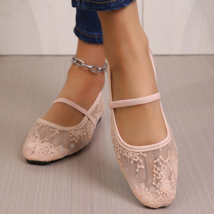 2025��羳����ŮЬ�r�аٴ�һ�֎����Wƽ��Ůʿ���e�Ж|���N��Ь