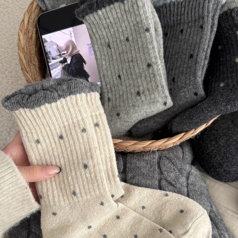 Polka Dot Wool Socks Women's Mid-Calf Socks Autumn and Winter Warm Thickeneded Stockings with Birkenstock Shoes Winter Pile Socks