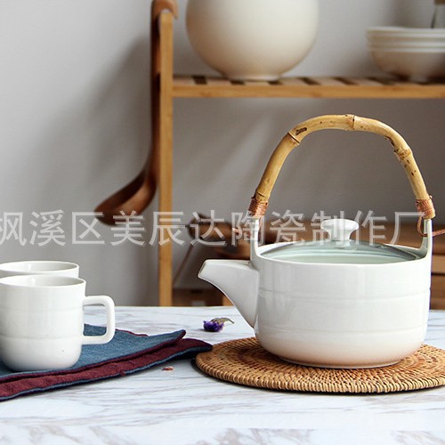 AL1642 Чайник горизонтальный на 4 чашки