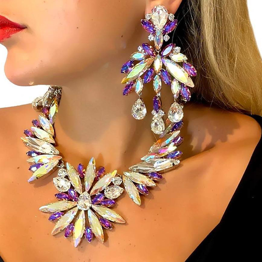 AliExpress caliente rhinestone collar traje europeo y americano exagerado desfile gota de agua colgante pendientes joyería