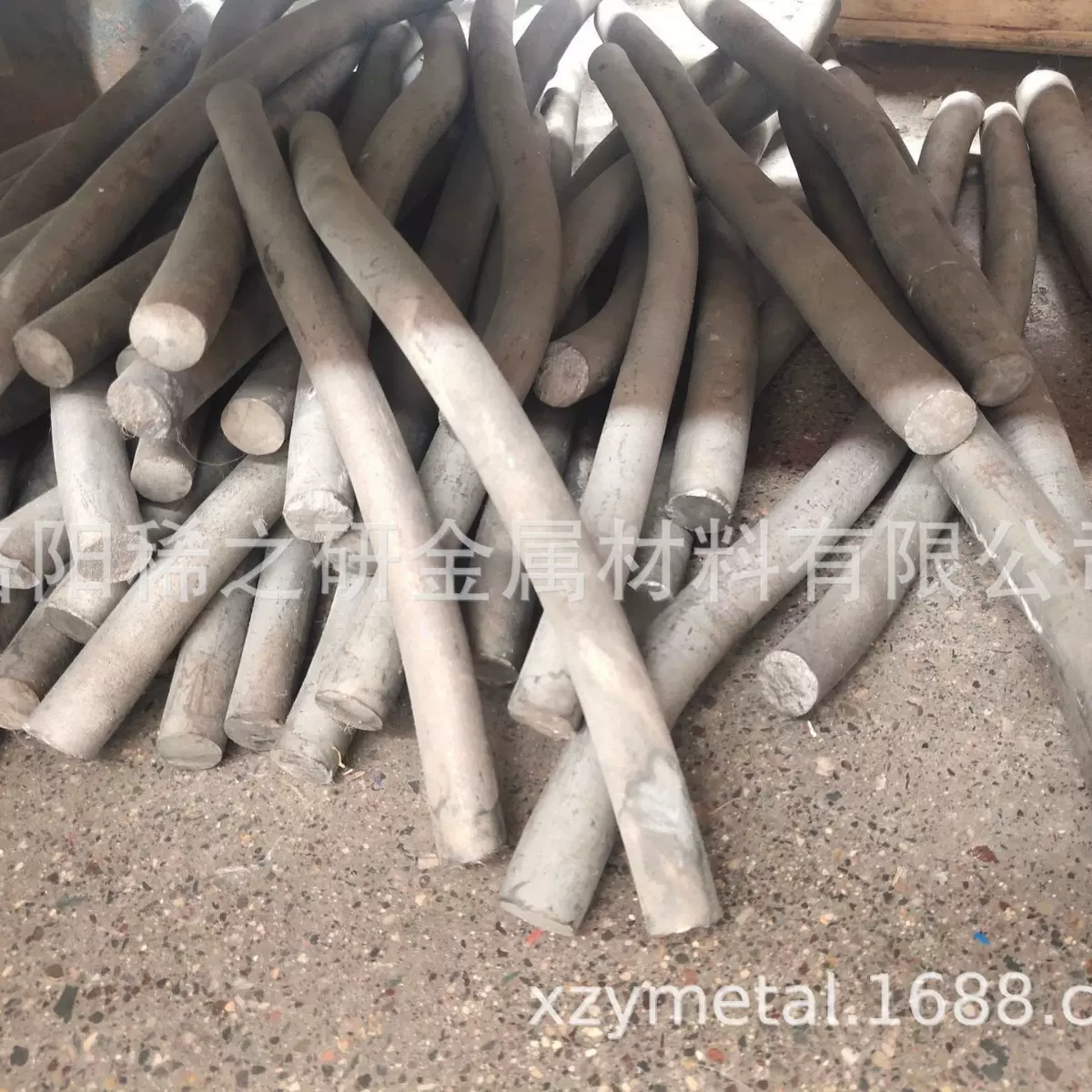 钼1炼钢钼条 钨条 纯度≥99.95 钼方条 钼块 钼棒条  拉丝钼条