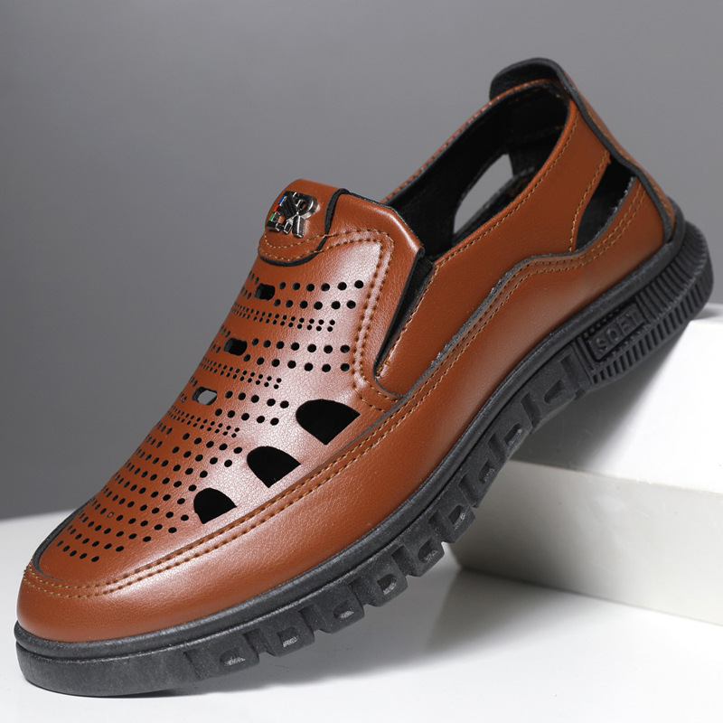 Estilo caliente 2025 primavera y verano sandalias de hombre, fondo suave transpirable, sandalias de cuero huecas antideslizantes para padres de mediana edad y ancianos