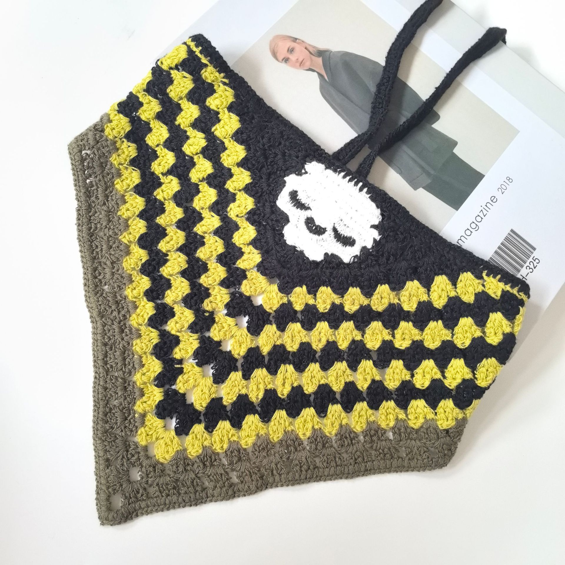 Francia cereza toallas triangulares mujeres primavera y otoño viajes padres-hijos gancho de punto flores hueco pañuelo de arte correa de pelo gorro