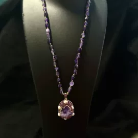 项链;戒指;耳钉