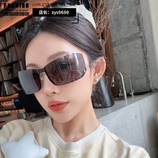G�ҿƼ��з���̫����R�r�КW��INS��Ů����ͬ�����ī�R��gg1713