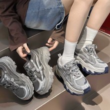 2025新款小个子增高6cm复古松糕底休闲运动鞋女欧货做旧休闲潮鞋