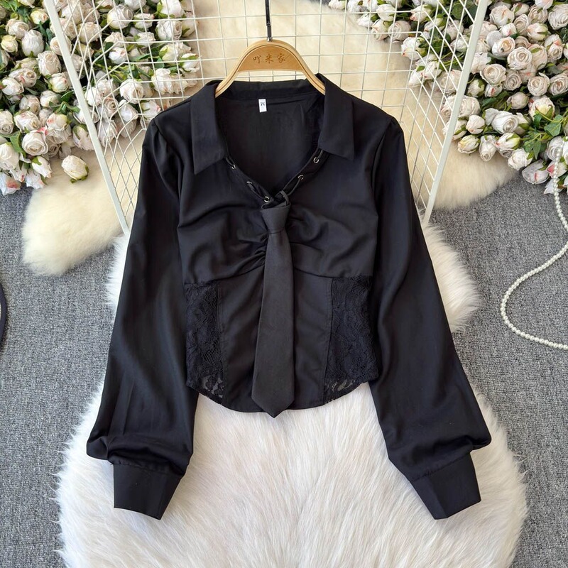 College-style, sexy lace patchwork long-sleeve shirt for women, autumn collection, trendy tie-neck, slim-fit, and short-length top College-style, sexy lace patchwork long-sleeve shirt for women, autumn collection, trendy tie-neck, slim-fit, and short-length top