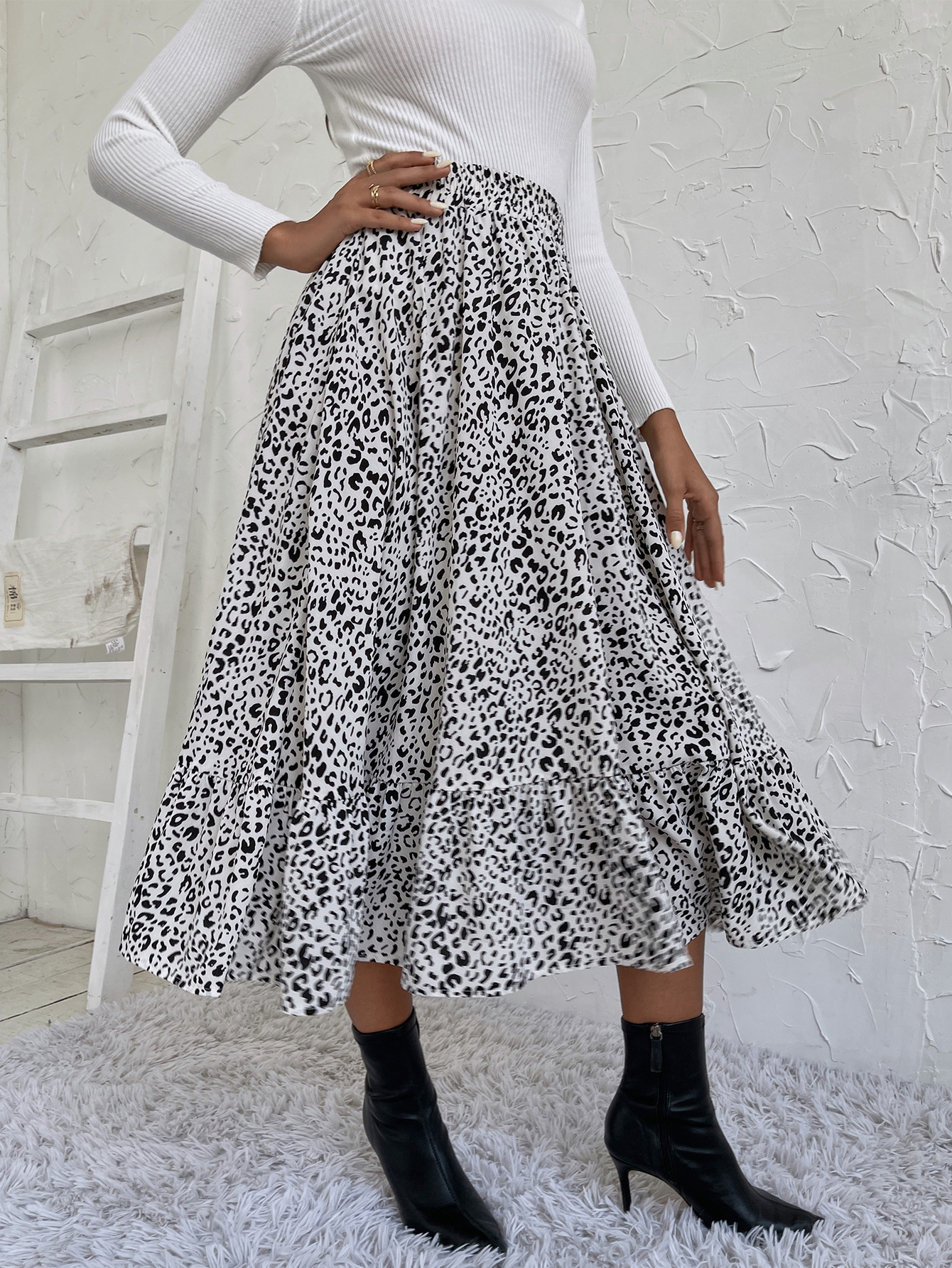 182g Weight Midi Dress Dress Length Type Skirt Dresses Type Spandex, Polyester Fabric Type High Waist Waist Line Inelastic Elasticity Holiday, Daily Occasion Regular Fit Fit Type Ditsy Floral, Leopard Pattern Spring, Autumn Season Women's Gender Casual, Streetwear Style Spring Autumn Casual Streetwear Ditsy Floral Leopard Spandex Polyester Midi Dress Skirts 6
