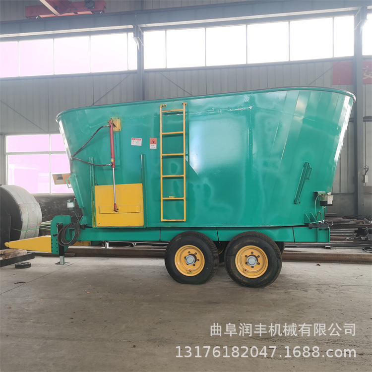 TMR养牛饲料混合机12立方自动称重搅草机加厚钢板双轴刀片日粮机