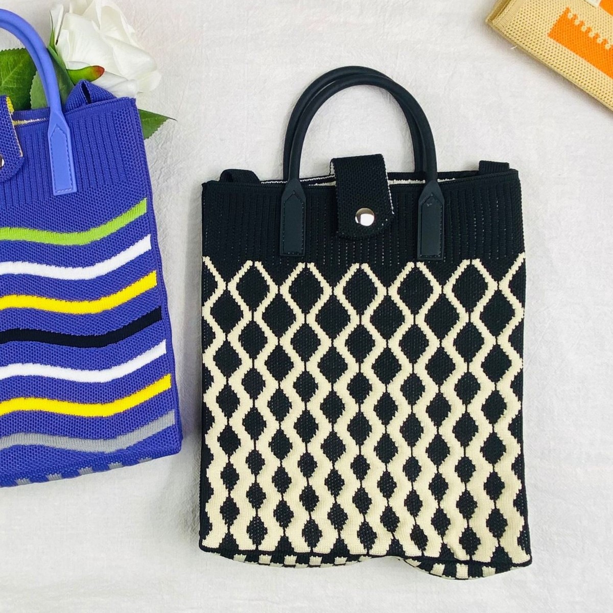 새로운 핸드백 만화 가방 미니 니트 가방 휴대 전화 가방 동전 지갑 소형 휴대용 크로스 바디 가방 여성용 가방