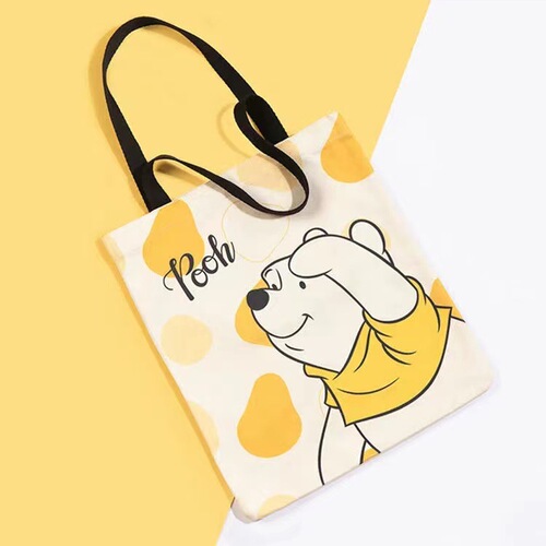 Winnie the Pooh peripheral cartoon female canvas bag single shoulder large capacity work portable illustration canvas bag literary niche