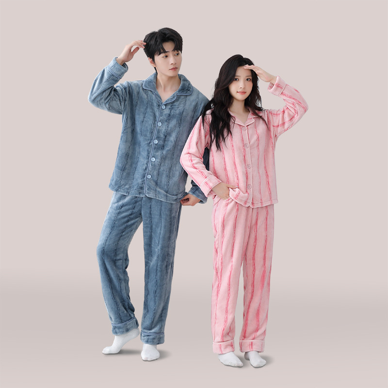 플란넬 남성과 여성의 가을, 겨울 간단한 가정복 스트라이프 가디건 커플 세트 두꺼운 따뜻한 잠옷 밖에서 착용 가능