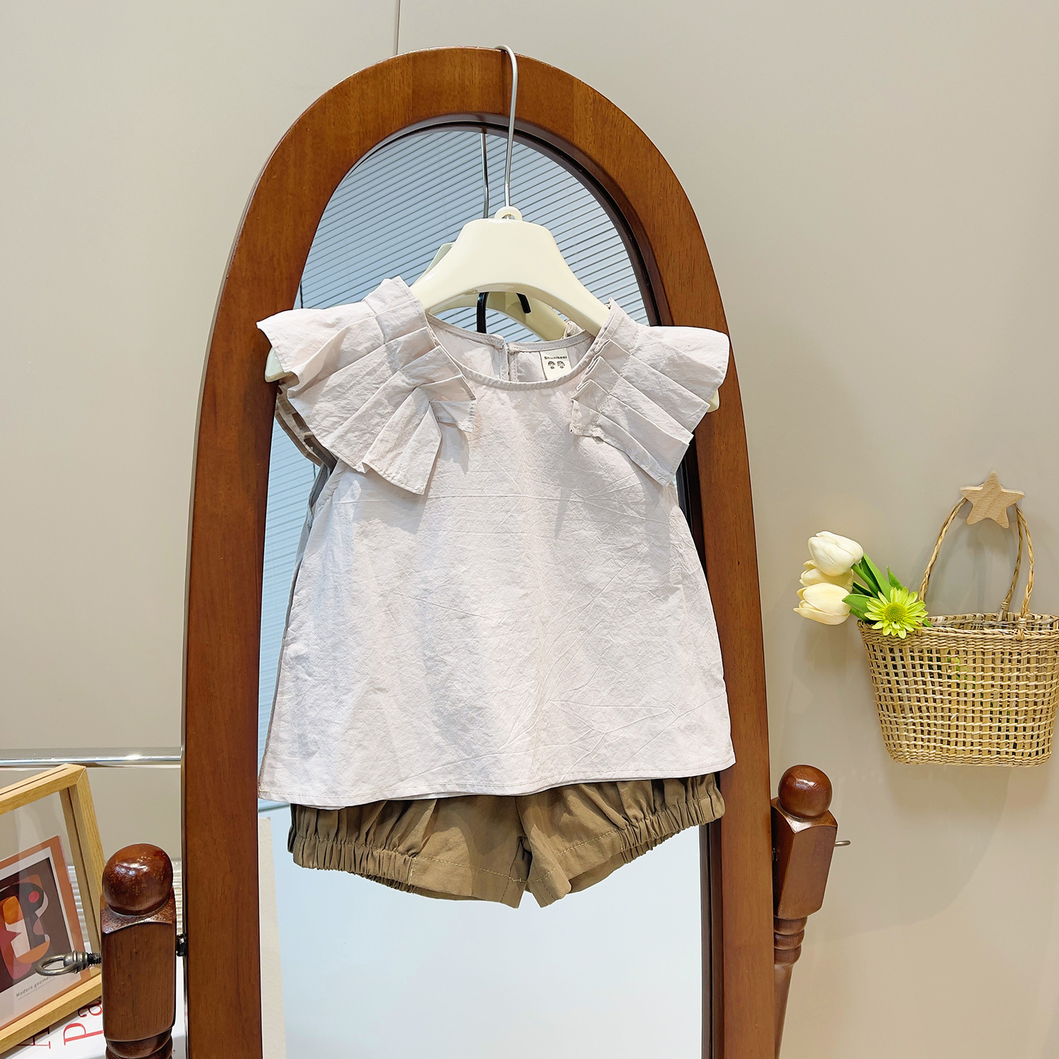 Mädchen Set Mit Rüschenärmel Top Und Lässigen Shorts_voghion.com