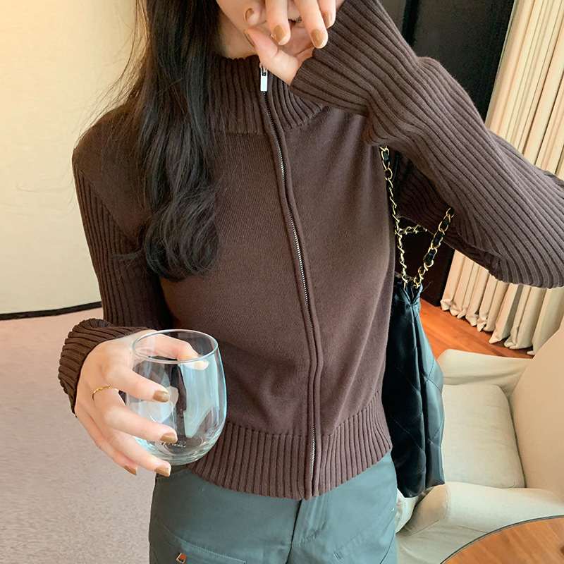 长袖高领针织开衫上衣女春秋季新款黑色修身短款立领拉链毛衣外套