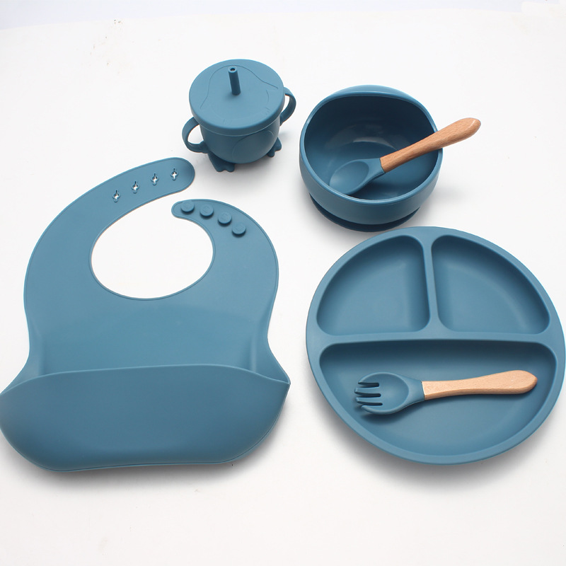 硅胶儿童餐具套装宝宝围兜勺叉餐碗婴幼儿辅食餐具母婴套装六件套